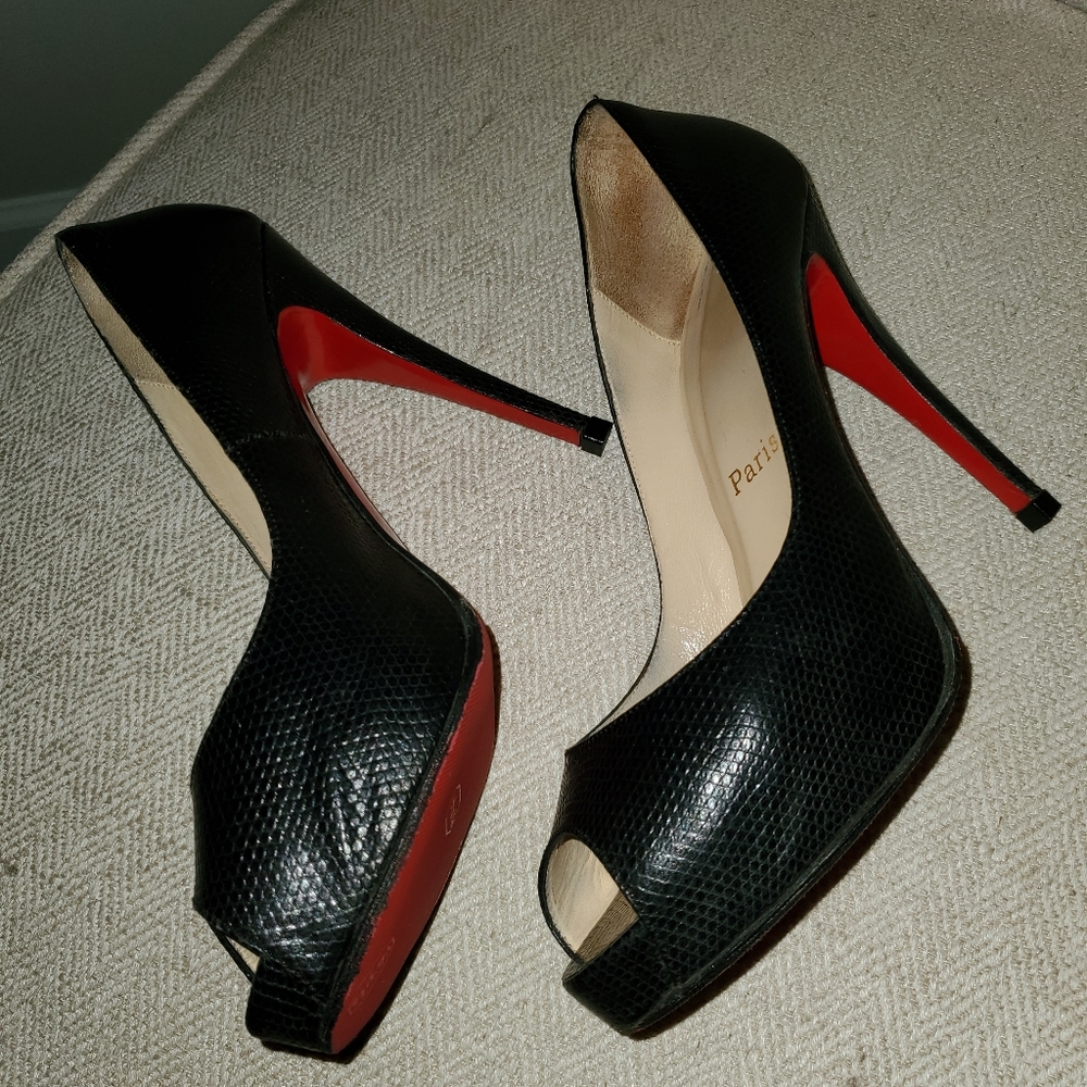 Louboutin Very Prive 120MM Black Lizard 37.5 RARE